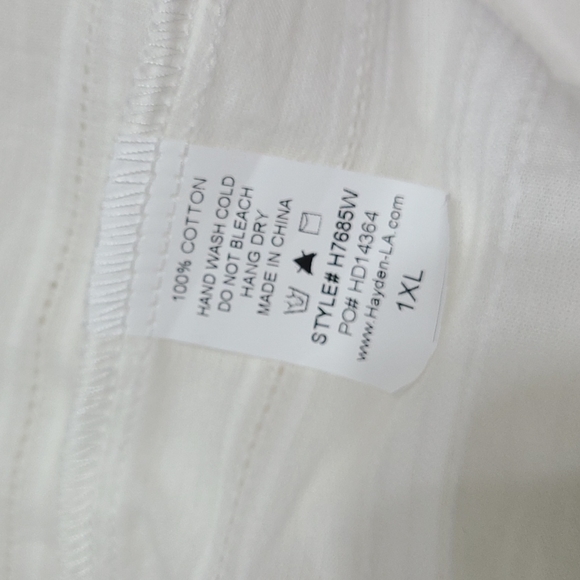 NWT Luca + Grae Women's Button-Down Blouse - Picture 6 of 6